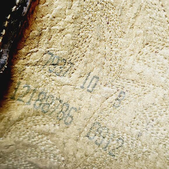 Tony Lama Boots 10B Cowboy Brown Leather Handcrafted Oil Resistant Mens - Picture 8 of 16